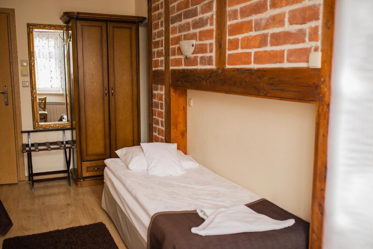 Hotel Przedzamcze Dzialdowo Extérieur photo