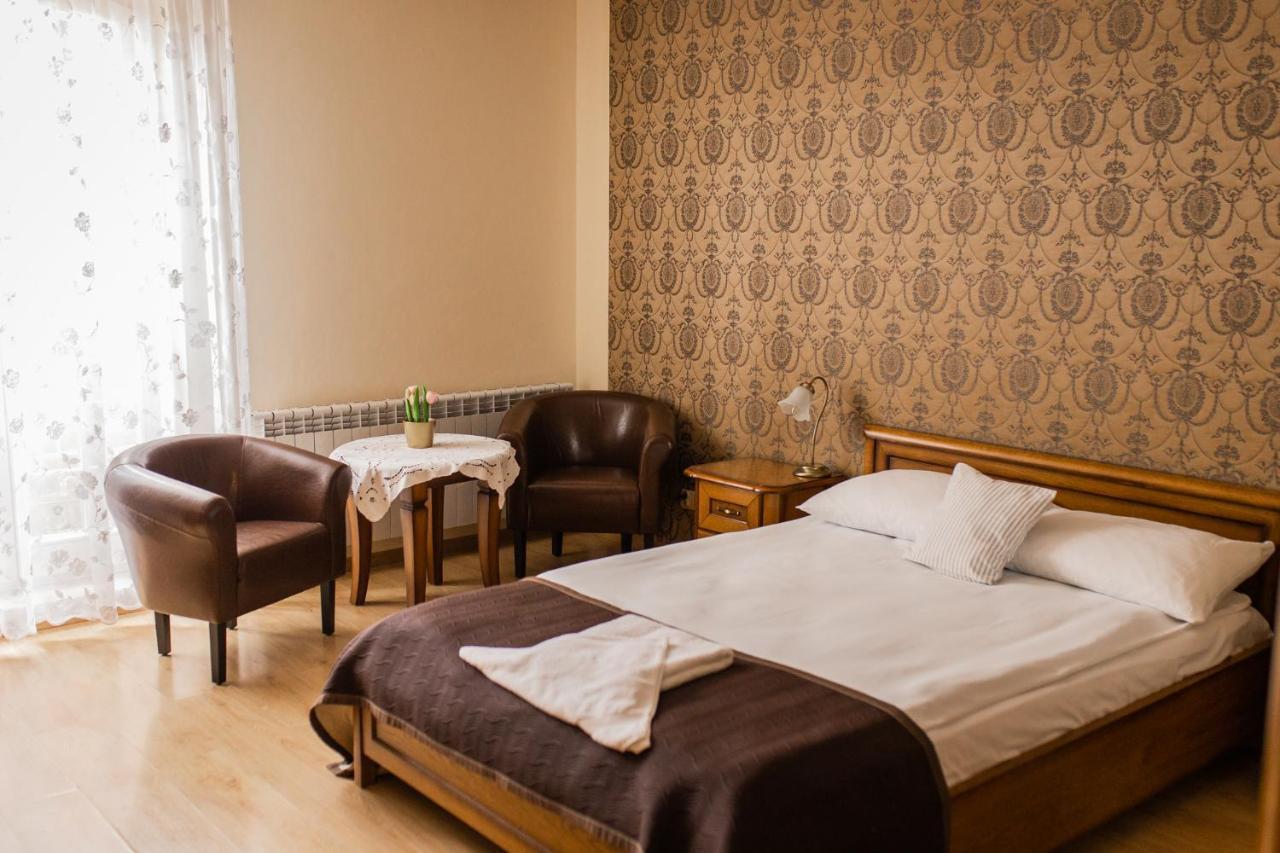 Hotel Przedzamcze Dzialdowo Extérieur photo