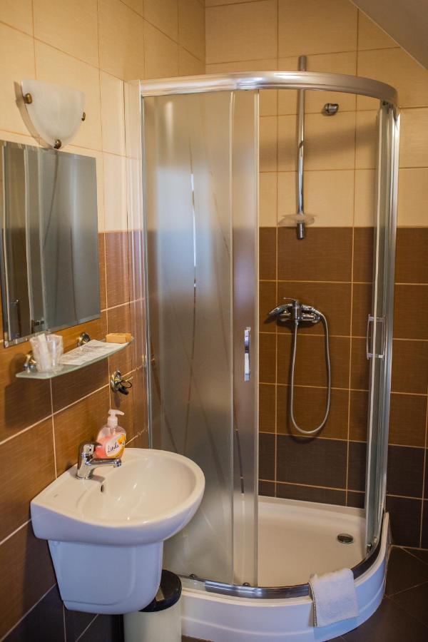 Hotel Przedzamcze Dzialdowo Extérieur photo
